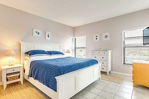 Beachfront New Smyrna Condo: 1 Mi to Flagler Ave