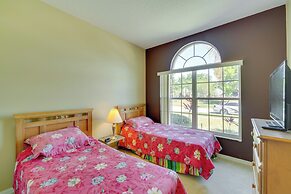 Lake-view Escape w/ Lanai in Kissimmee!