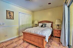 Quaint Central Miami Bungalow: 10 Mi to Mid-beach!