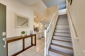 < 10 Mi to Disney: Prime Resort Villa w/ Pool