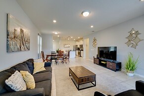 < 10 Mi to Disney: Prime Resort Villa w/ Pool