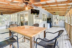 Secluded 2-home Getaway on < 13 Forest Acres!