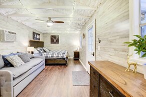 Secluded 2-home Getaway on < 13 Forest Acres!