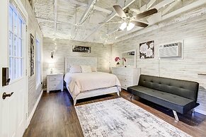 Secluded 2-home Getaway on < 13 Forest Acres!