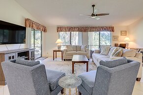 Lanai + Community Pool Access: Sarasota Oasis!
