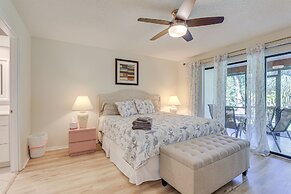 Lanai + Community Pool Access: Sarasota Oasis!