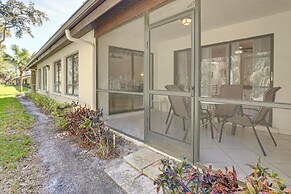 Lanai + Community Pool Access: Sarasota Oasis!