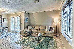 Seminole Townhome: Easy Access to Beaches!