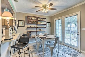 Seminole Townhome: Easy Access to Beaches!