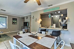 Seminole Townhome: Easy Access to Beaches!