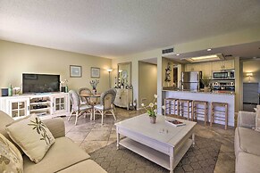 Siesta Key Condo: Resort Amenities, Walk to Beach!