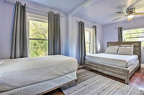 Centrally Located Home - 7 Miles to Siesta Key!