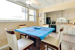 Sunny Florida Condo: 4 Mi to Gulf Islands Seashore