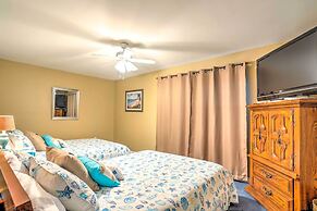 Sleek Pensacola Beach Condo: Patio, Walk to Beach