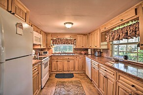 St Johns River Canal Home w/ Grill!