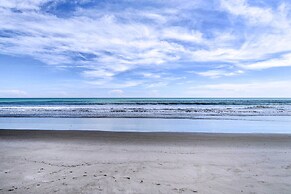 Steps to Sand: Satellite Beach Condo w/ Views!