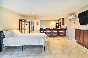 Sleek Largo Studio w/ Pond < 7 Mi to Beach!