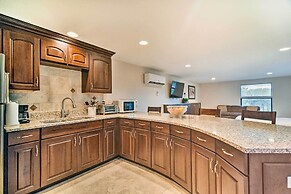 Sleek Largo Studio w/ Pond < 7 Mi to Beach!