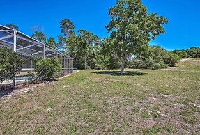 Spring Hill Home w/ Pool ~ 1 Mi to Weeki Wachee