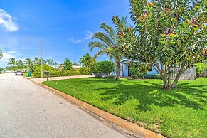 Spacious Satellite Beach Home: Walk to Shore!