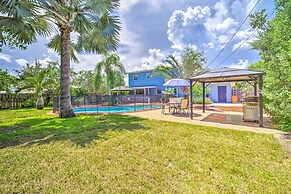 Spacious Satellite Beach Home: Walk to Shore!