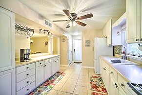 Spacious Satellite Beach Home: Walk to Shore!