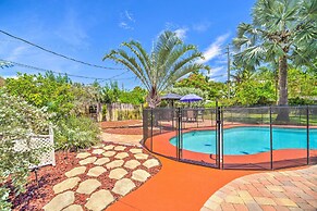 Spacious Satellite Beach Home: Walk to Shore!