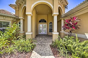 3 Mi to Downtown Cape Coral: Canal-front Villa