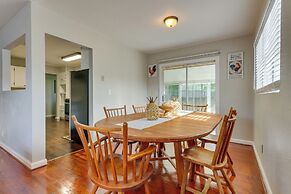 Sunny Fort Walton Beach Vacation Rental w/ Yard!