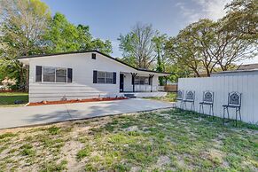 Sunny Fort Walton Beach Vacation Rental w/ Yard!