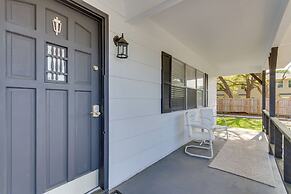 Sunny Fort Walton Beach Vacation Rental w/ Yard!