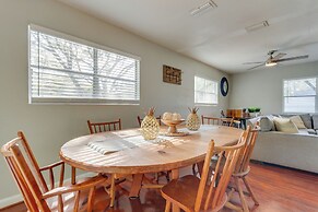 Sunny Fort Walton Beach Vacation Rental w/ Yard!