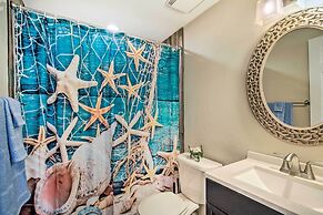 Sun-soaked Hudson Getaway w/ Canal Access!