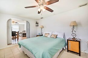 Sun-soaked Hudson Getaway w/ Canal Access!