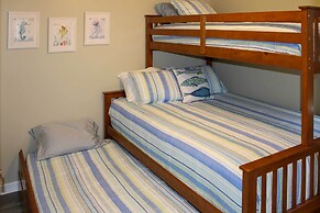 Pool & Lanai: Centrally Located Cape Coral Home