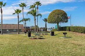 Davenport Vacation Home w/ Pool, Spa & Game Room!