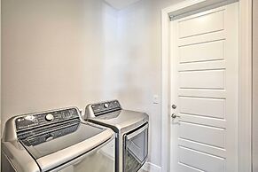 Sun-seekers Getaway: Lavish Cape Coral Villa