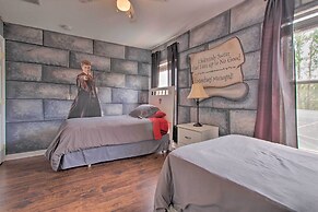 Outdoor Oasis w/ Pool: Davenport Resort Escape!