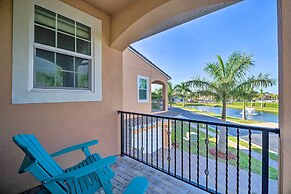 Upscale Florida Townhome - 1/2 Mi to Beach!