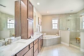 Upscale Florida Townhome - 1/2 Mi to Beach!