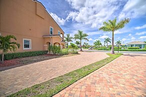 Upscale Florida Townhome - 1/2 Mi to Beach!