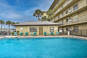 Updated Ormond Beach Condo: Relax & Explore!