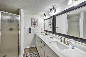 Updated Ormond Beach Condo: Relax & Explore!