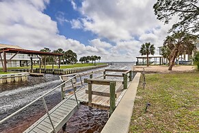 Waterfront Panacea Vacation Rental w/ Dock!