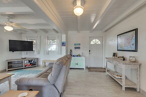 Waterfront Panacea Vacation Rental w/ Dock!