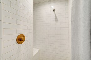 South Tampa Studio in Desirable Historic District!