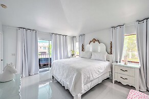 Waterfront Marco Island House With Shared Dock!