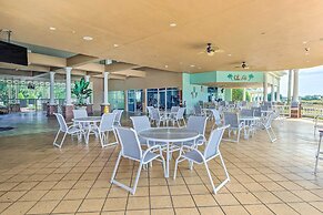 5 Mi to Disney World: Townhome w/ Balcony!