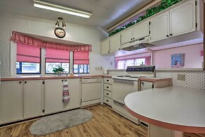 Waterfront Homosassa Home w/ Private Dock & Deck!