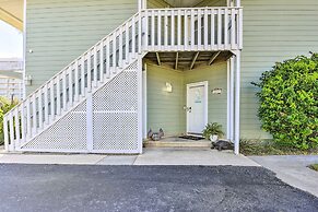 'tipsy Turtle' Condo w/ Patio & Harbor Access